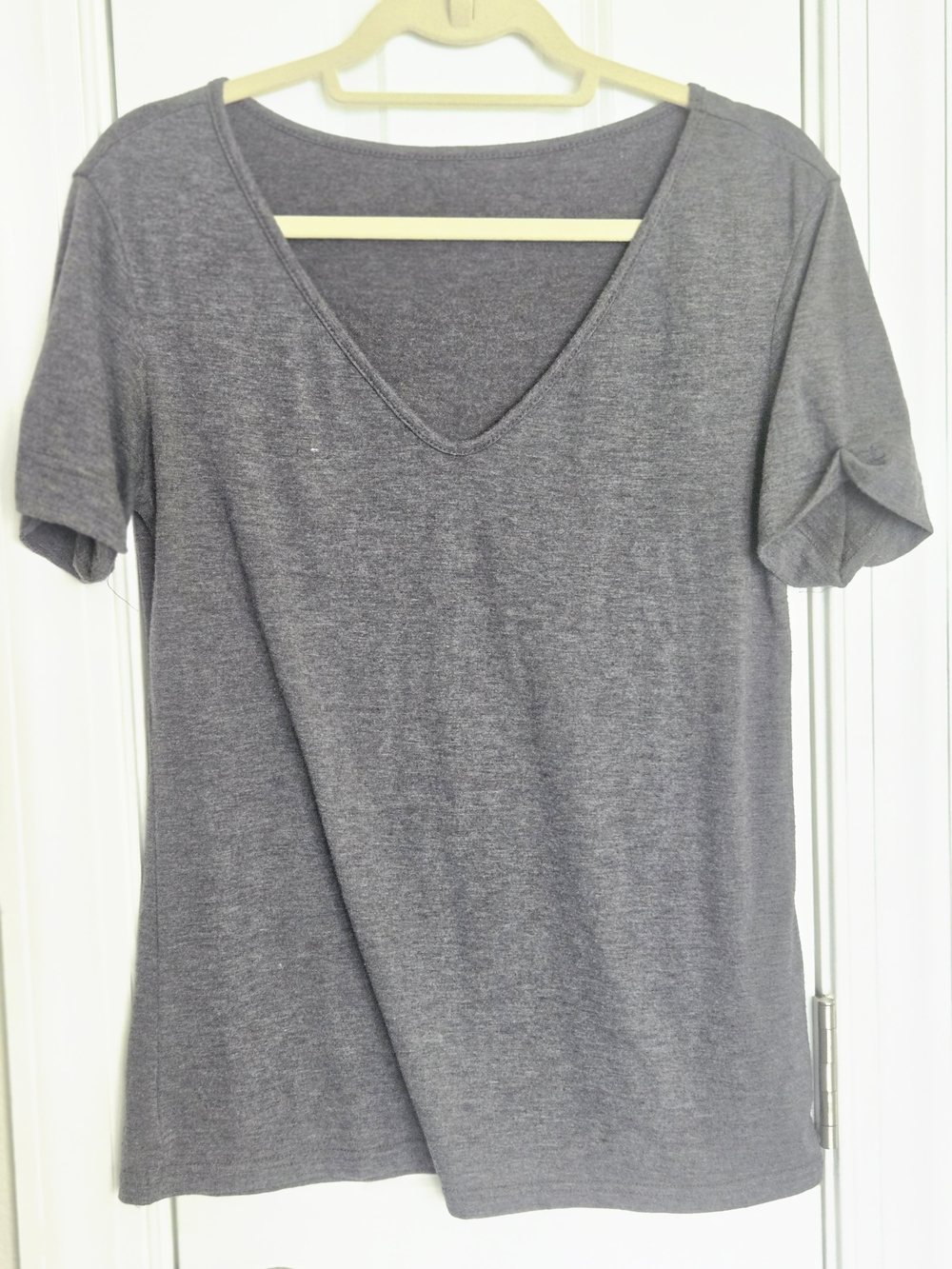 Women's V-Neck Short Sleeve Top - Gray